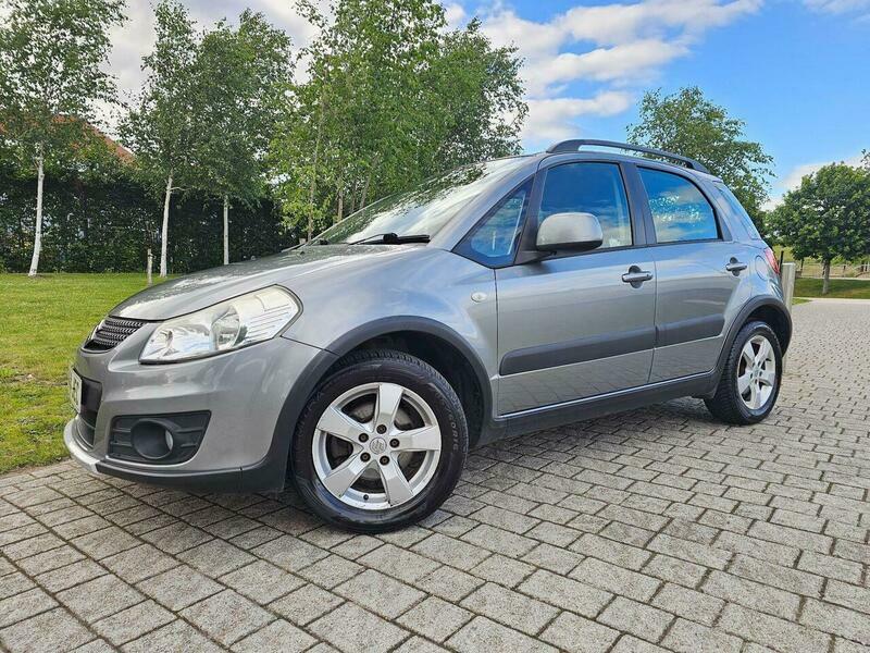 Suzuki SX4 Sz5 Red #11