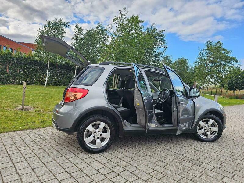 Suzuki SX4 Sz5 Red #21