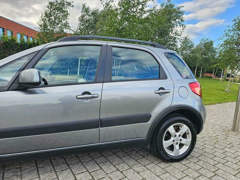 Suzuki SX4 Sz5 Red #16