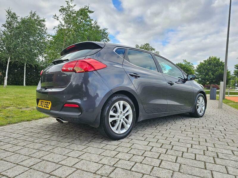 Kia Ceed 1.6 Crdi 2  #2