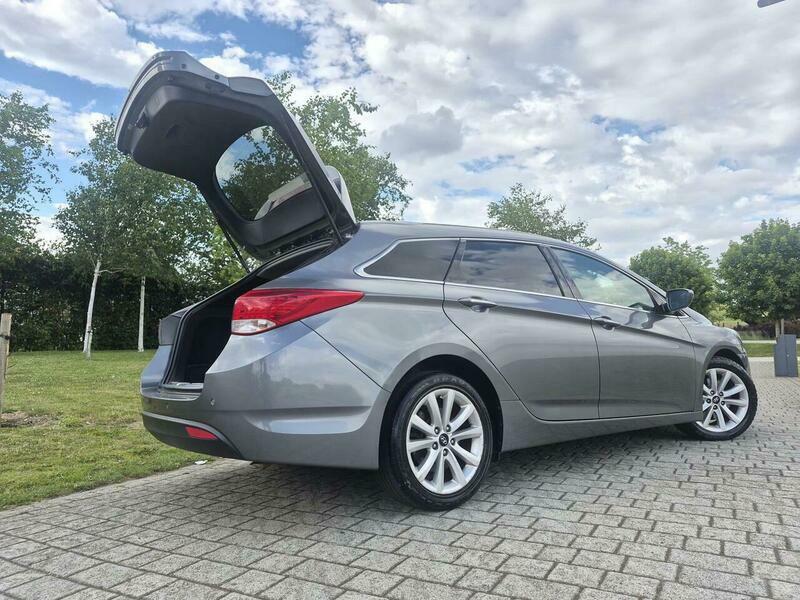 Hyundai I40 Crdi Blue Drive Style Black #9