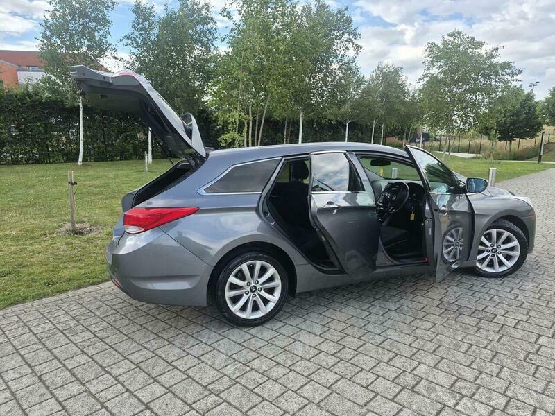 Hyundai I40 Crdi Blue Drive Style Black #8