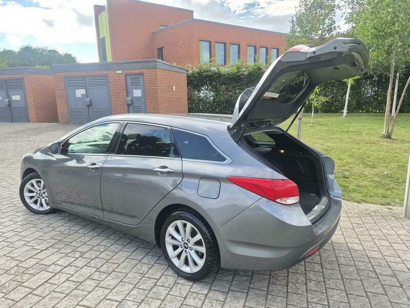 Hyundai I40 Crdi Blue Drive Style Black #29