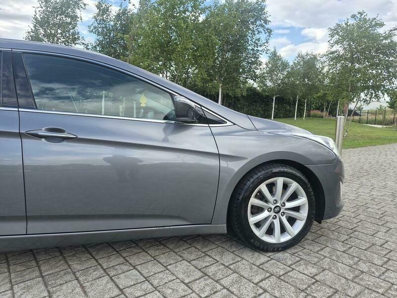 Hyundai I40 Crdi Blue Drive Style Black #10