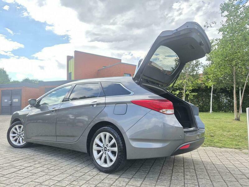 Hyundai I40 Crdi Blue Drive Style Black #26