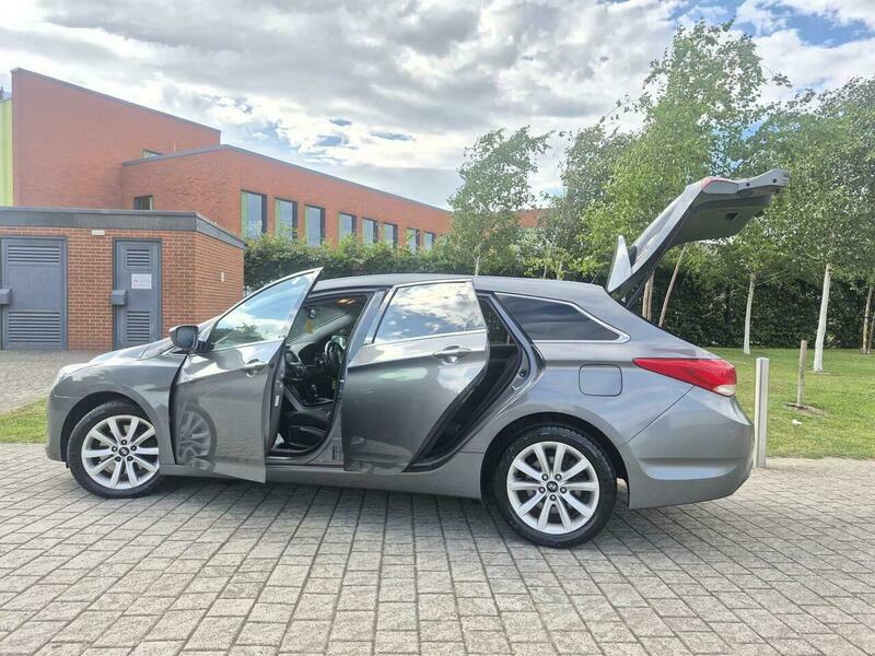 Hyundai I40 Crdi Blue Drive Style Black #28