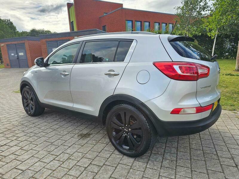 Kia Sportage  Silver #44