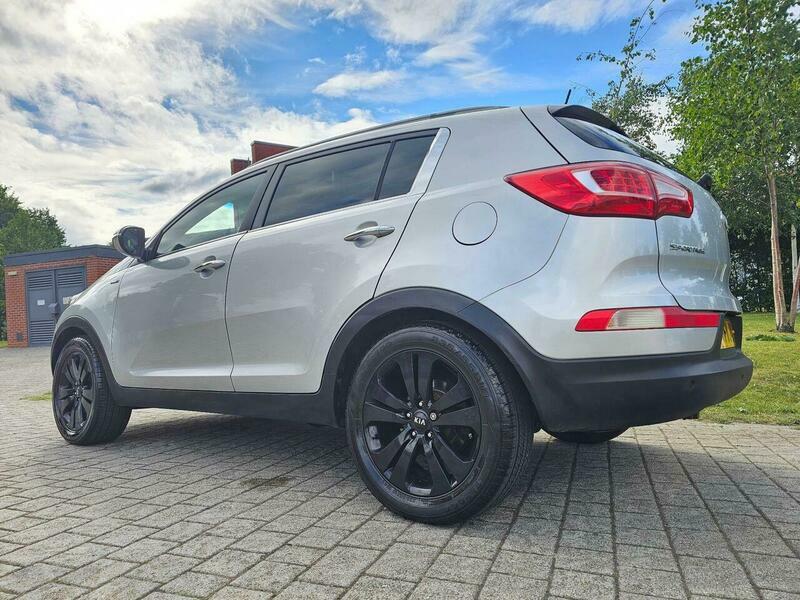 Kia Sportage  Silver #41