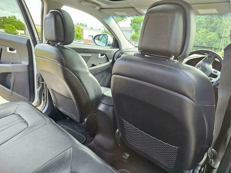 Kia Sportage  Silver #24