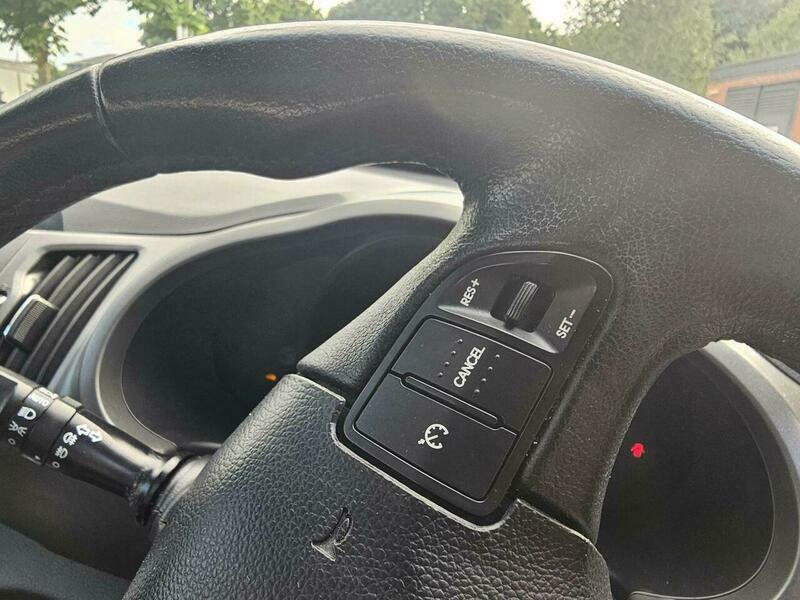 Kia Sportage  Silver #28