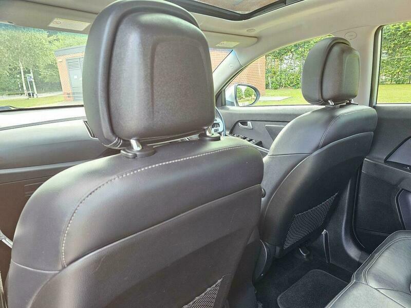 Kia Sportage  Silver #21
