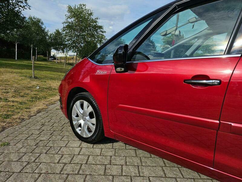 Citroen C4 Picasso Picasso 1.6 Vtr Plus Hdi 5Str 110 Bhp Brown #38