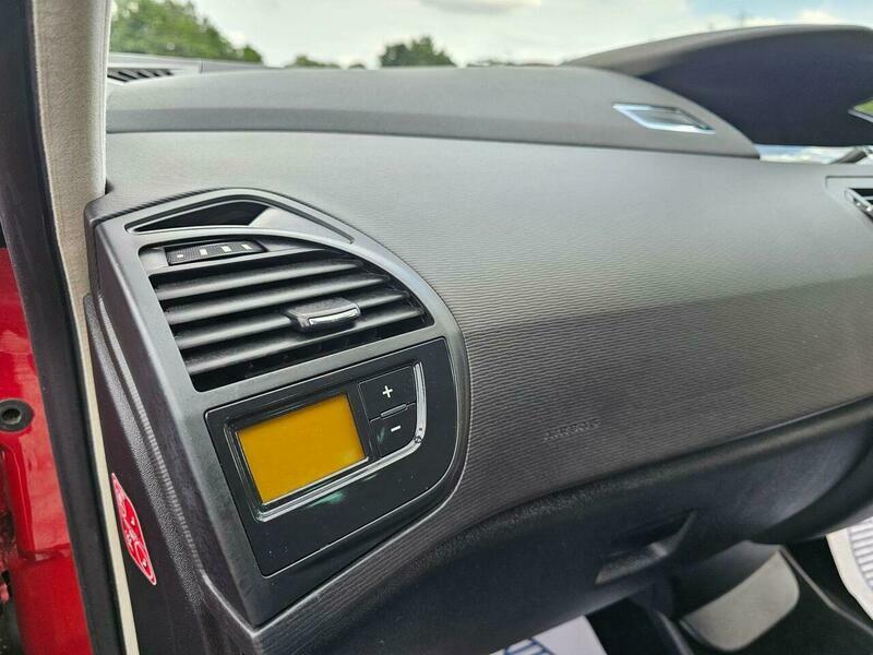 Citroen C4 Picasso Picasso 1.6 Vtr Plus Hdi 5Str 110 Bhp Brown #28