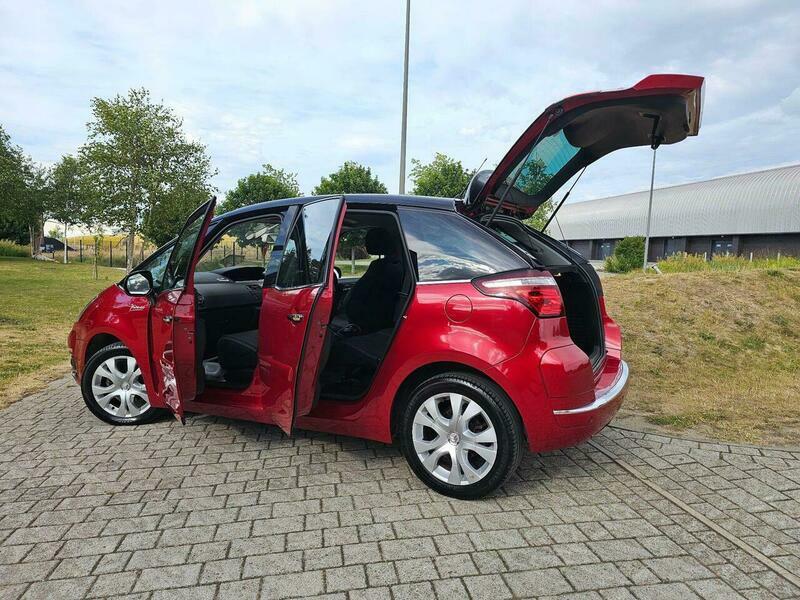Citroen C4 Picasso Picasso 1.6 Vtr Plus Hdi 5Str 110 Bhp Brown #35