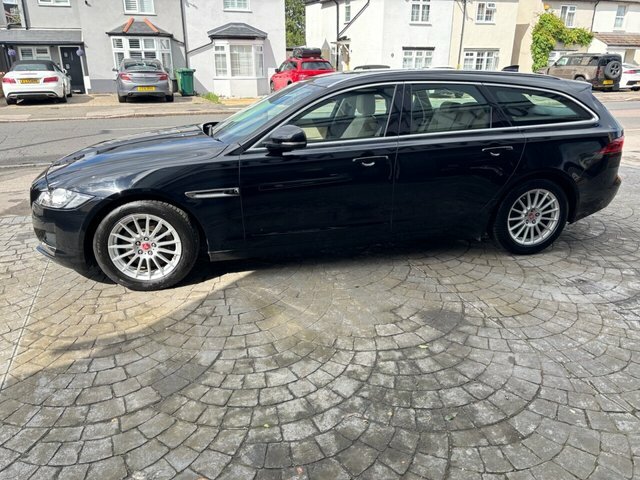 Jaguar XF 2.0D Prestige Sportbrake Euro 6 S LF67JGZ Black #6