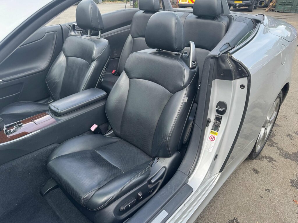 Lexus IS 2.5 250 Se-l Silver #27