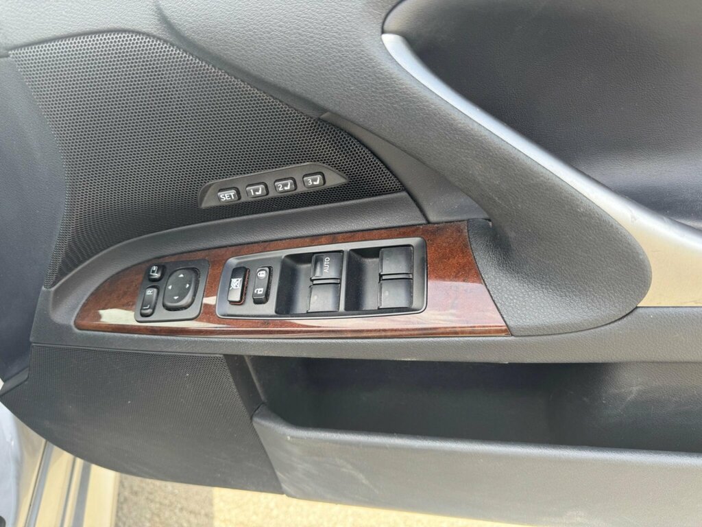 Lexus IS 2.5 250 Se-l Silver #24
