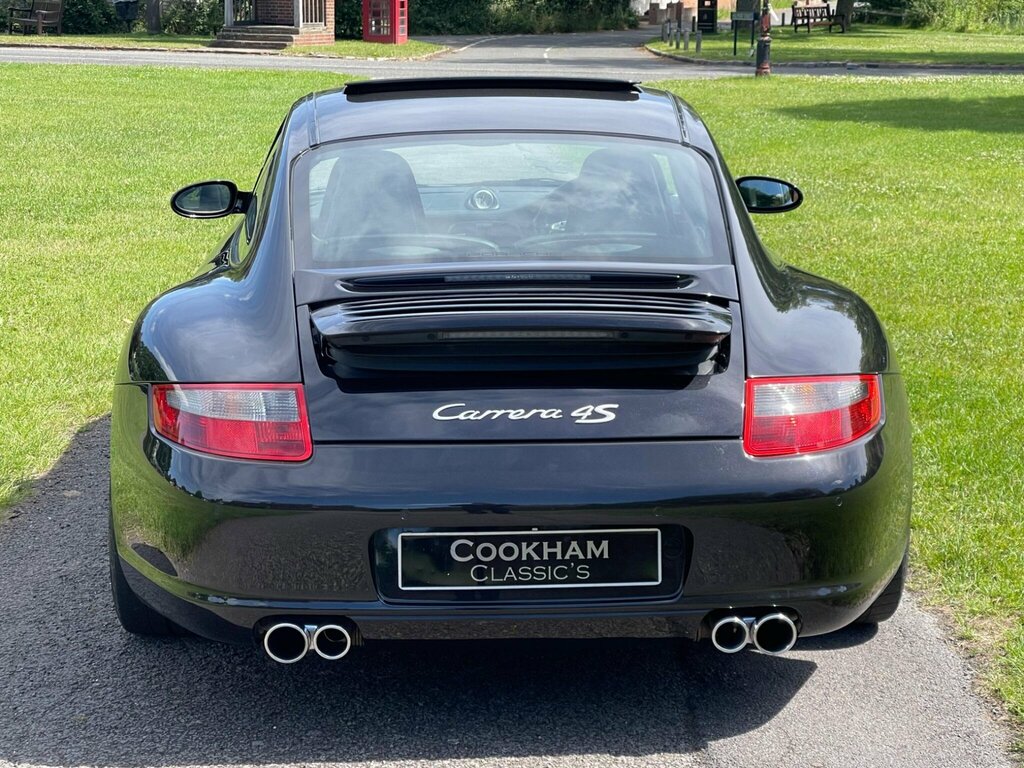 Porsche 911 Turbo - Incredible Grey #18