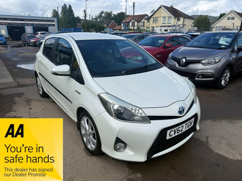 Toyota Yaris Vvt-i T Spirit White