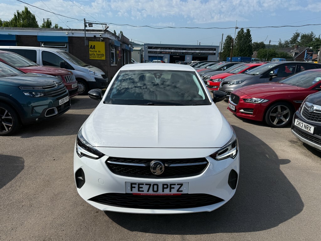 Vauxhall Corsa Se Nav White #2