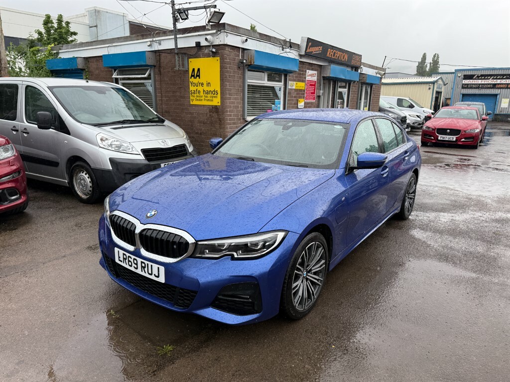 BMW 3 Series M Sport LR69RUJ Blue #3