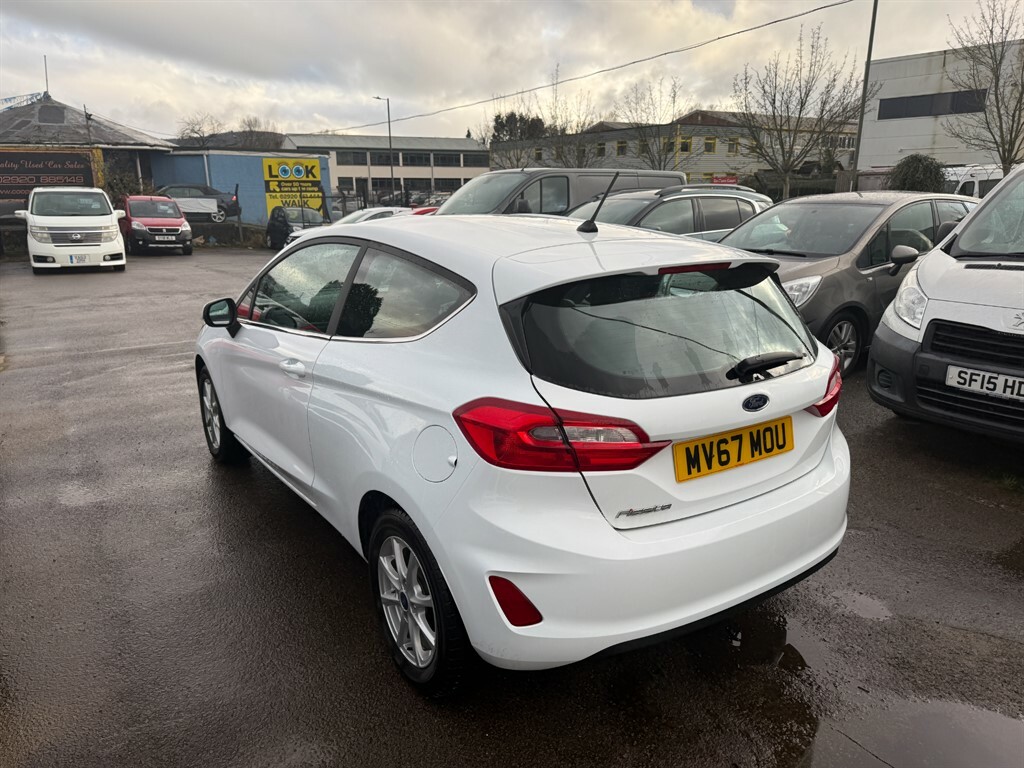 Ford Fiesta Zetec White #4
