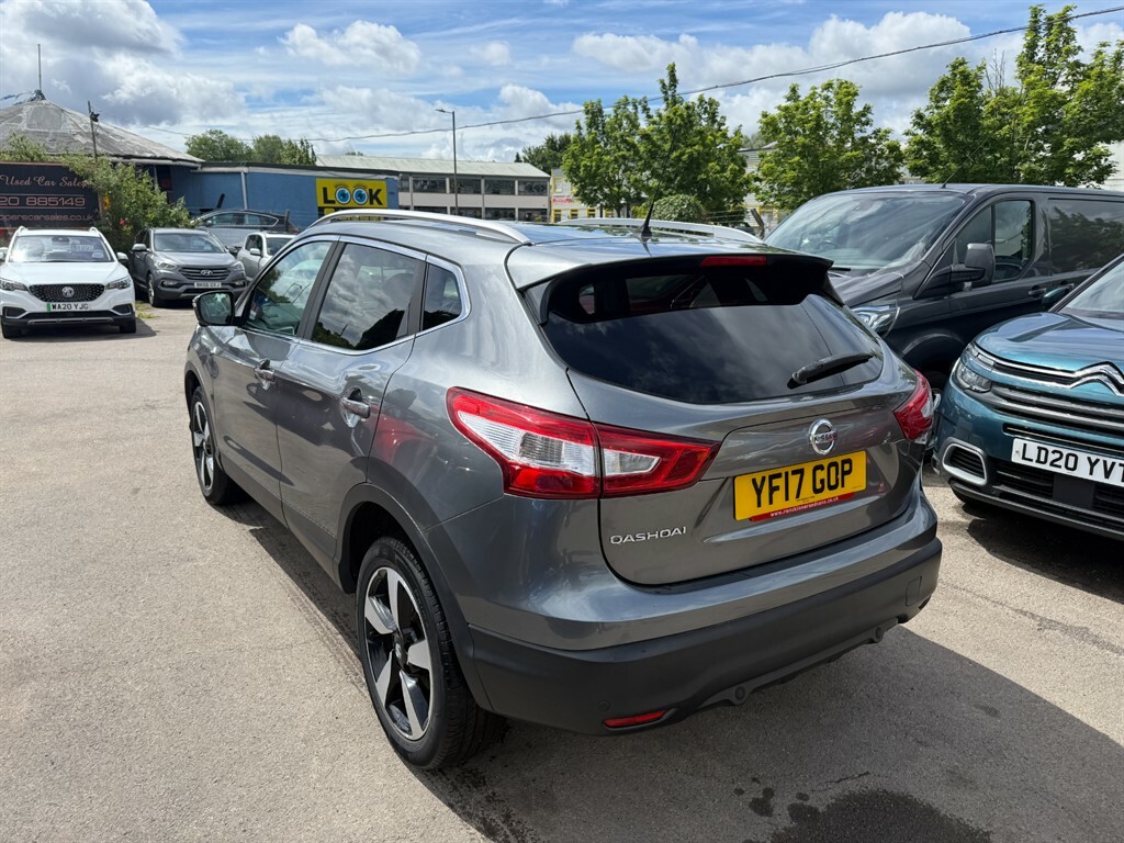 Nissan Qashqai N-connecta Dci Grey #4