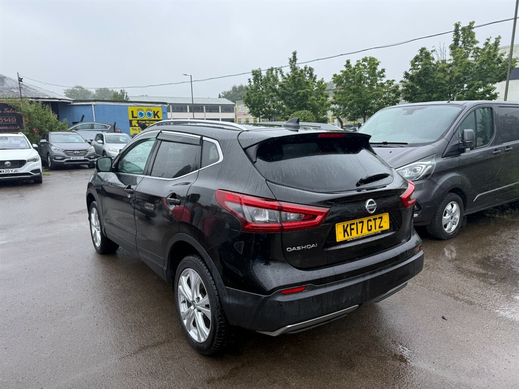 Nissan Qashqai N-connecta Dci Black #4