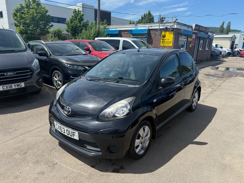 Toyota Aygo Vvt-i Move With Style Black #3