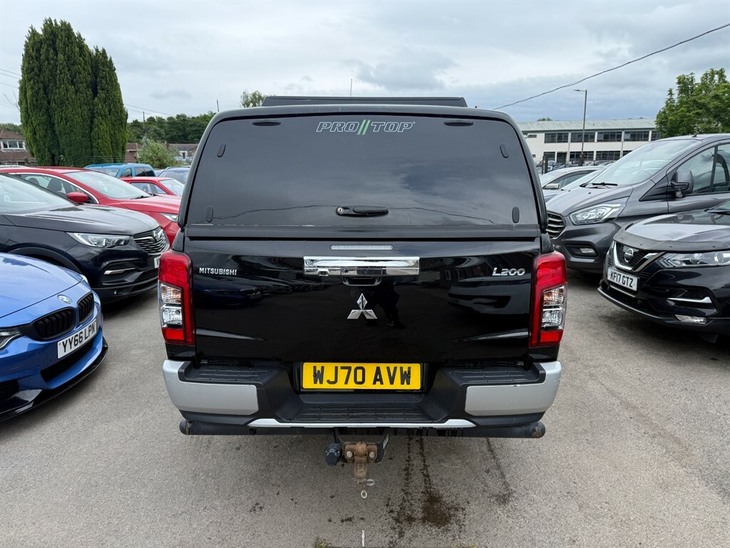 Mitsubishi L200 Di-d Warrior Dcb Black #5