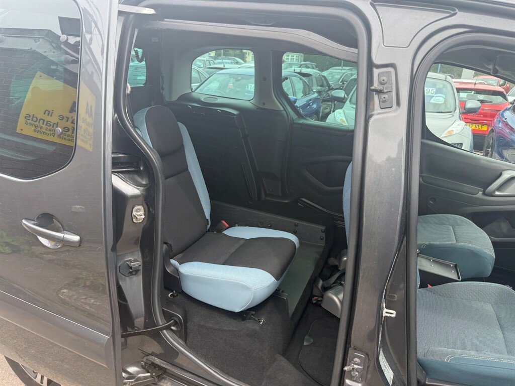 Citroen Berlingo  White #8