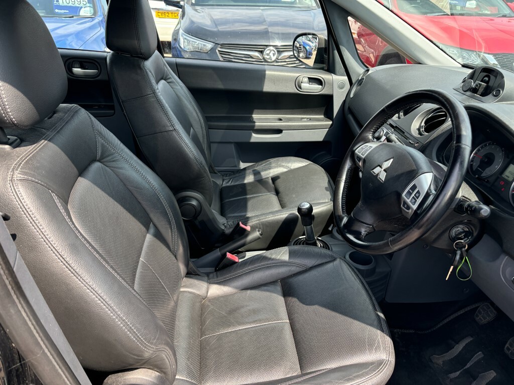 Mitsubishi Colt 1.1 Cz1 Euro 4 White #7