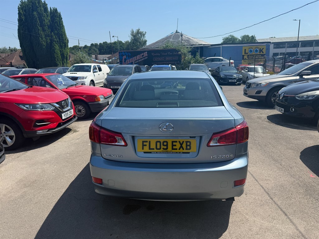 Lexus IS 220D Se Blue #5