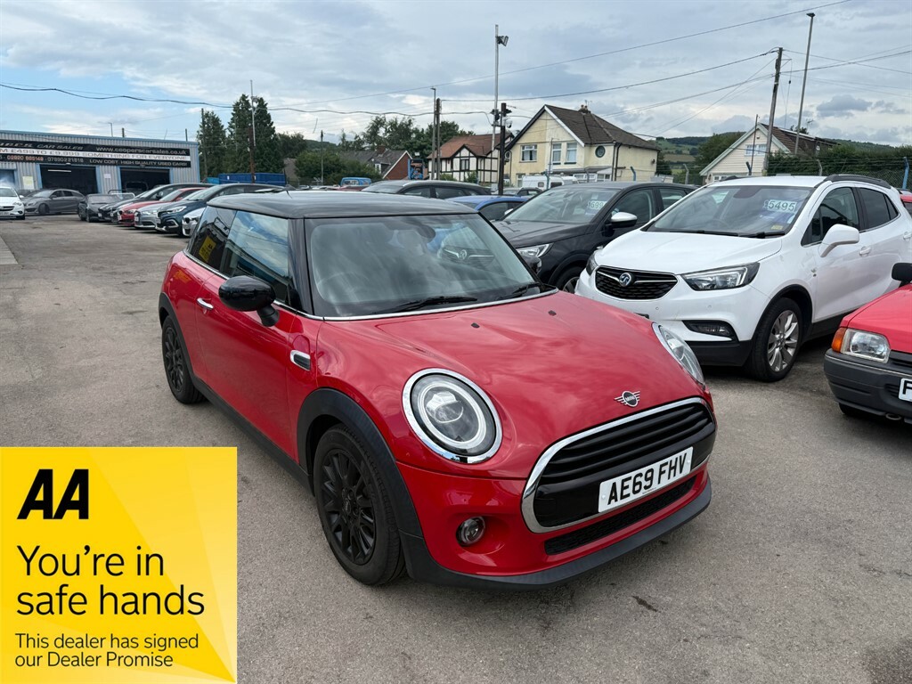 Mini Hatch Cooper Classic Red