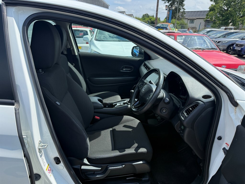 Honda Hr-V 1.5 I-vtec Se Cvt White #7