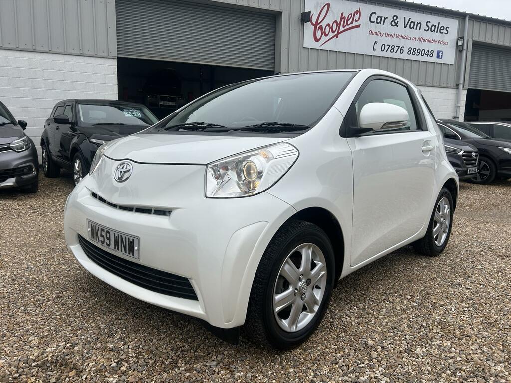 Toyota IQ 1.0 Vvt-i Hatchback Multidrive Euro 4 White #2
