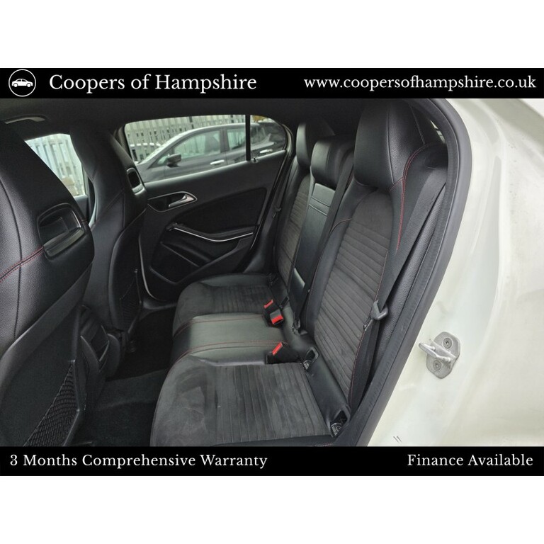 Mercedes-Benz GLA Class Diesel White #4