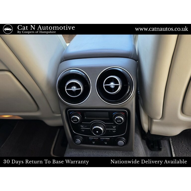 Jaguar XJ Diesel Black #3