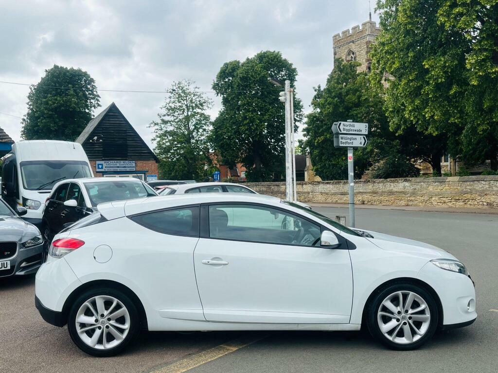 Renault Megane 1.6 16V Dynamique Tomtom Euro 5 White #5