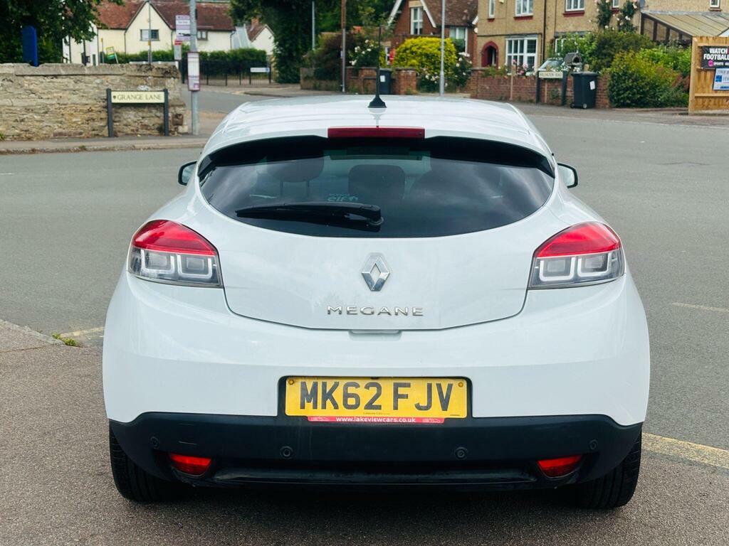 Renault Megane 1.6 16V Dynamique Tomtom Euro 5 White #6