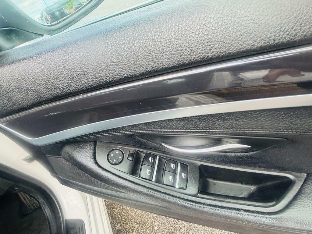BMW 5 Series 520D Se Blue #19