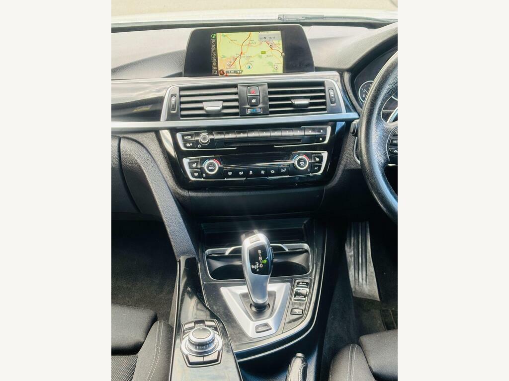 BMW 3 Series Ed Plus Blue #10