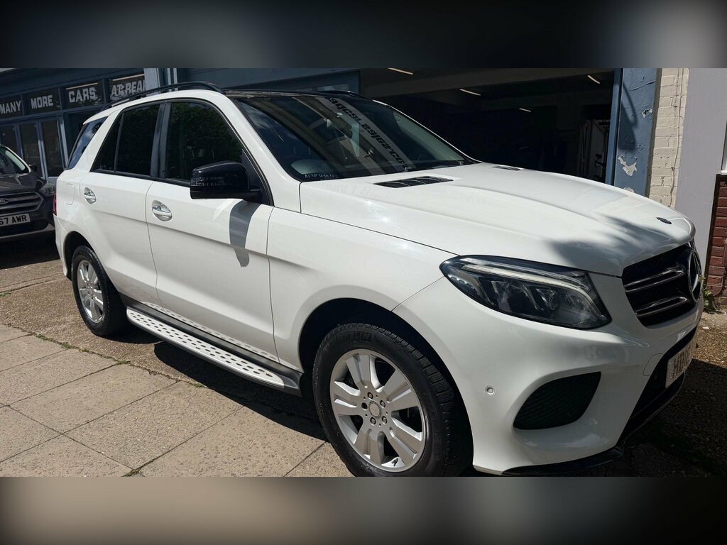 Mercedes-Benz GLE Class 3.0 Gle350d V6 Amg Line Premium Plus G-tronic 4M White
