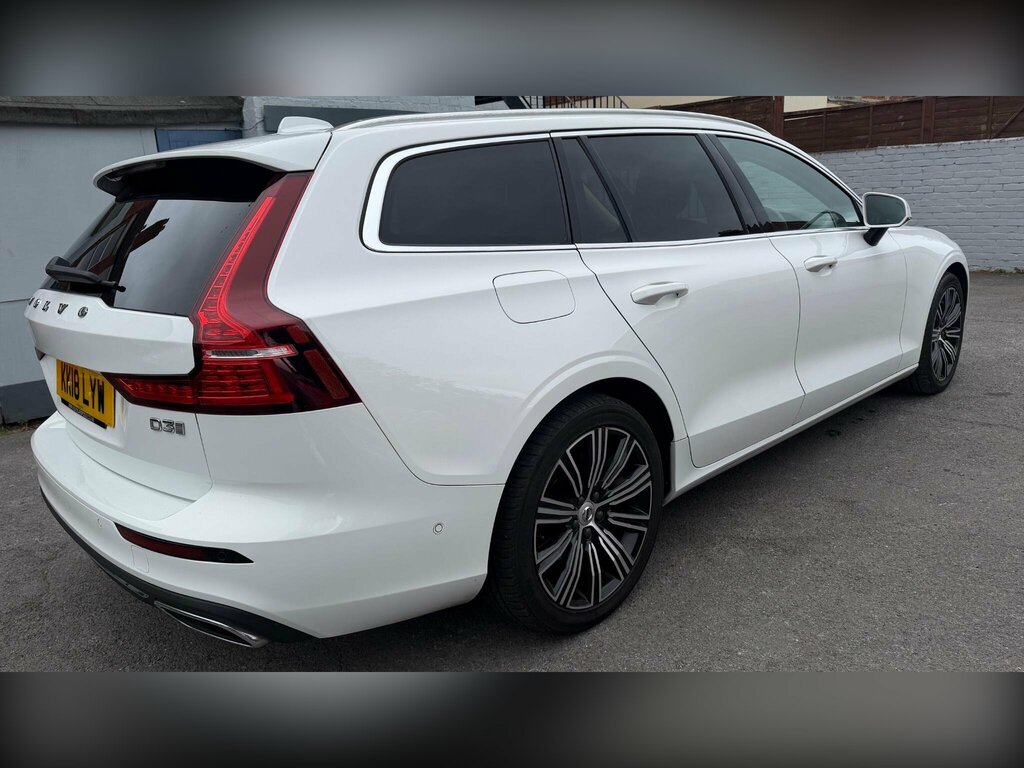 Volvo V60 2.0 D3 Inscription Euro 6 Ss KK18LYW White #6