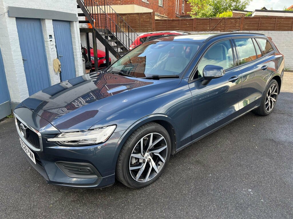 Volvo V60 2.0 T4 Momentum Plus Euro 6 Ss Blue #3