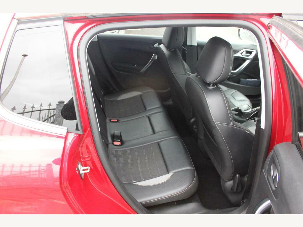 Peugeot 2008 1.2 Puretech Allure Grey #12