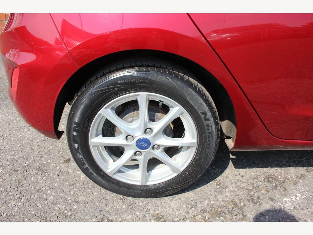Ford Fiesta 1.1 Ti-vct Zetec Euro 6 S S Red #5