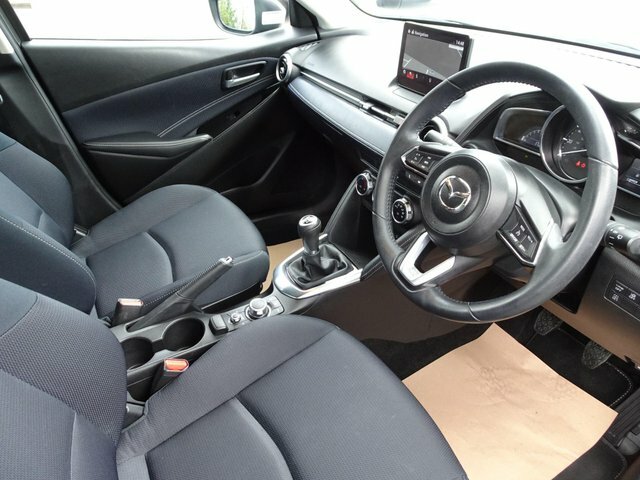 Mazda 2 1.5 E-skyactiv G Mhev Mhev Sport Euro 6 S S DU23YWM Grey #4