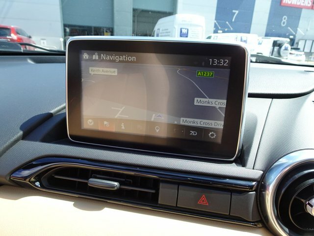 Mazda MX-5 2.0 Skyactiv-g Sport Nav Euro 6 Red #4