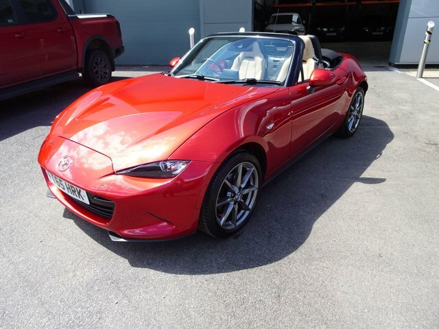 Mazda MX-5 2.0 Skyactiv-g Sport Nav Euro 6 Red